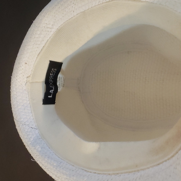 Straw and sequin stylish fedora - Picture 3 of 4